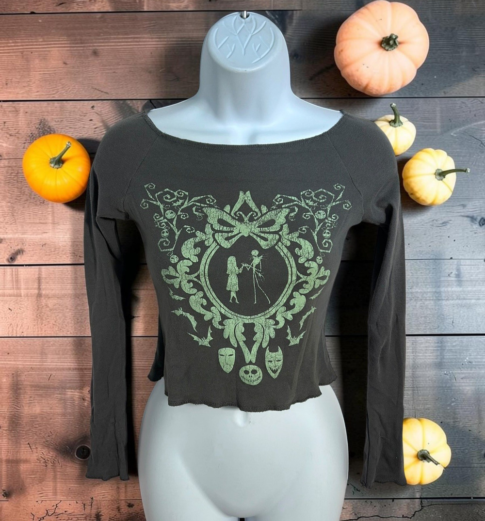 Disney Tim Burtons Nightmare Before Christmas Crop Top Sz Small Gray Long-Sleeve